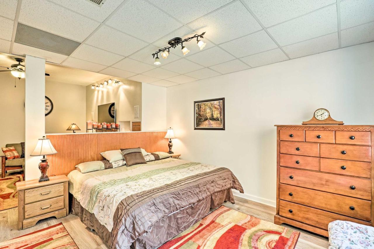 Asheville Mountain Getaway With Patio And Koi Pond! Екстериор снимка
